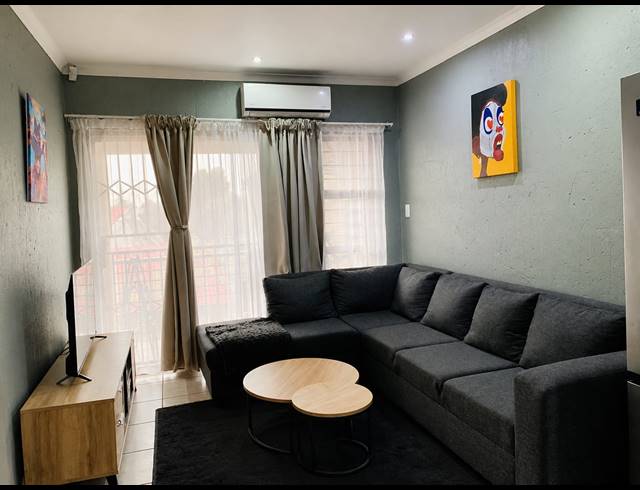 2 BEDROOM APARTMENT FOR SALE IN VANDERBIJLPARK SE 6